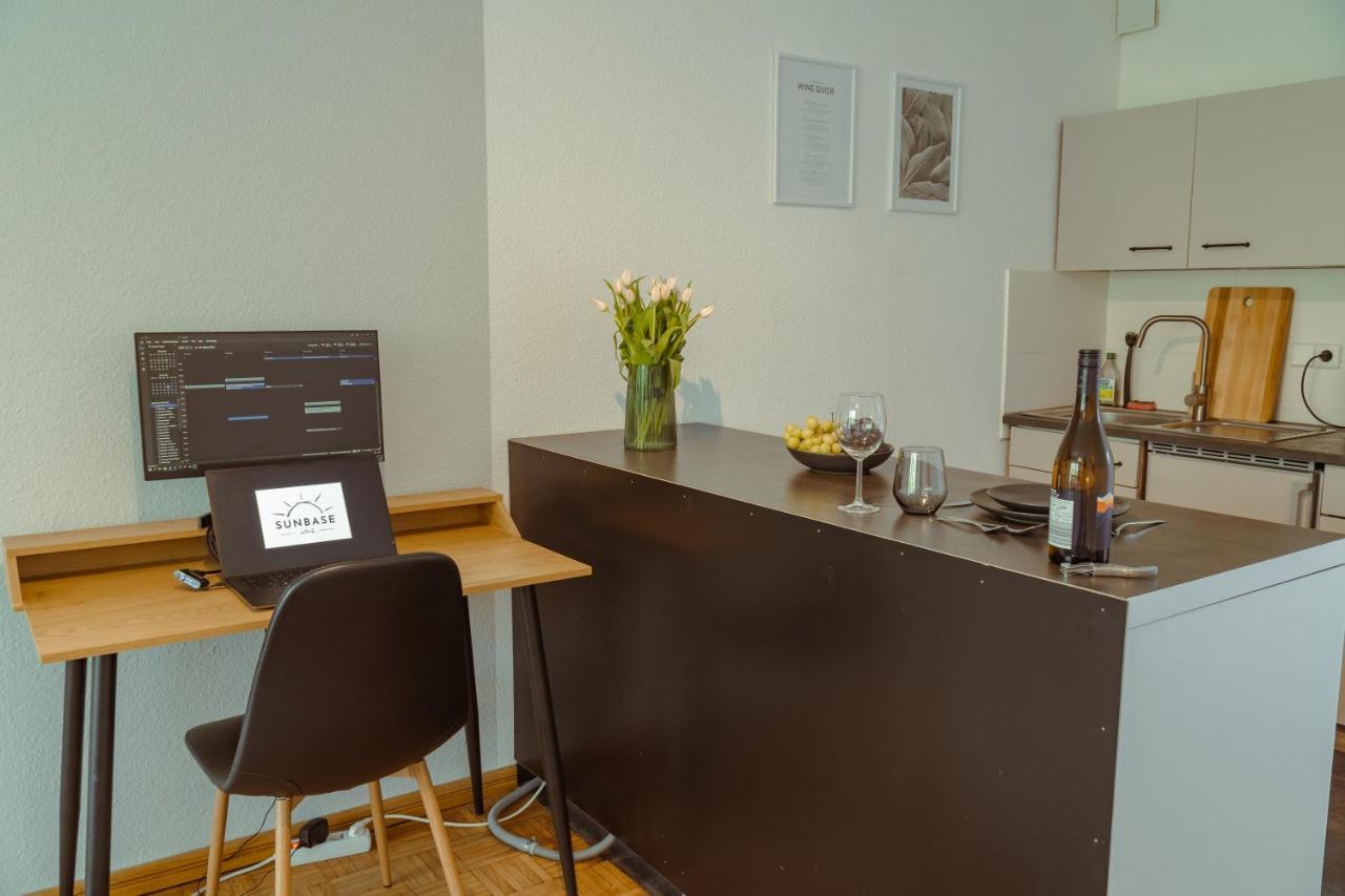 Studio Apartment Mit Parkplatz Oberesslingen Kültér fotó