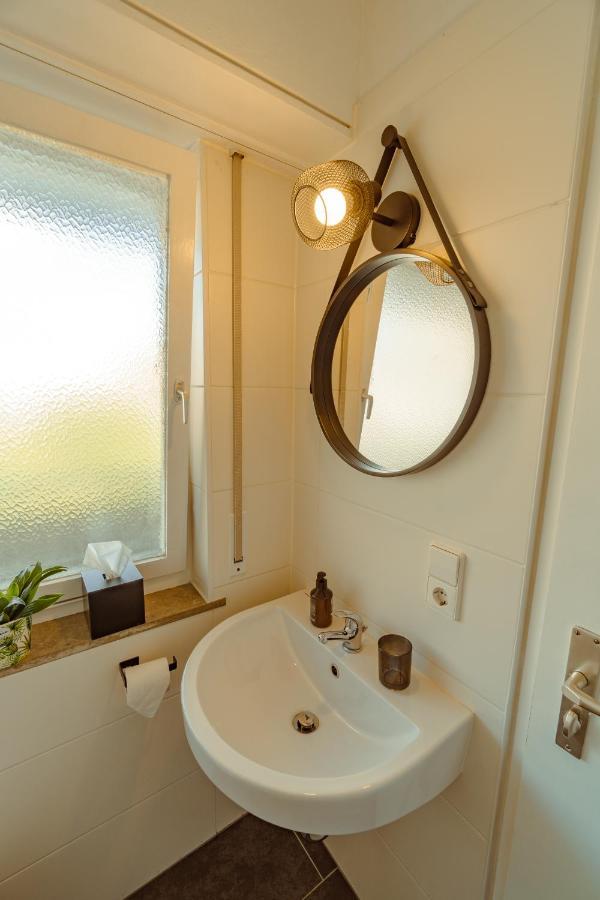 Studio Apartment Mit Parkplatz Oberesslingen Kültér fotó